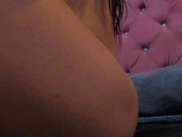 SharlotRodriguez webcam