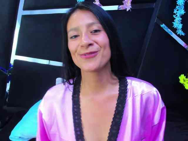 SharlotRodriguez webcam