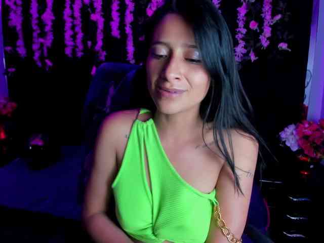 SharlotRodriguez webcam