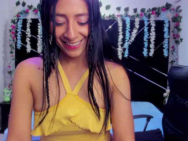 SharlotRodriguez webcam