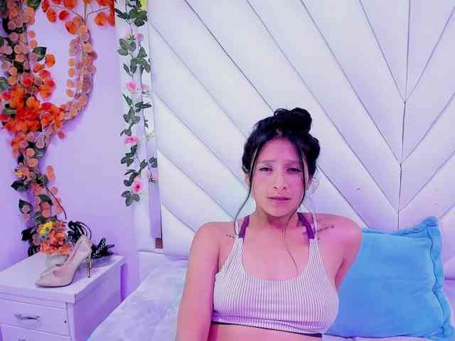 SharlotRodriguez webcam