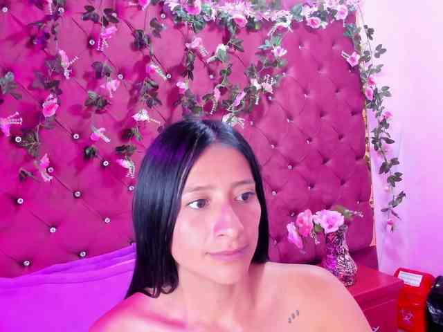 SharlotRodriguez webcam