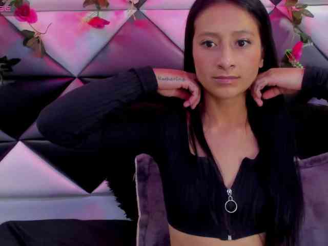 SharlotRodriguez webcam