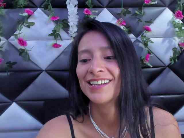 SharlotRodriguez webcam