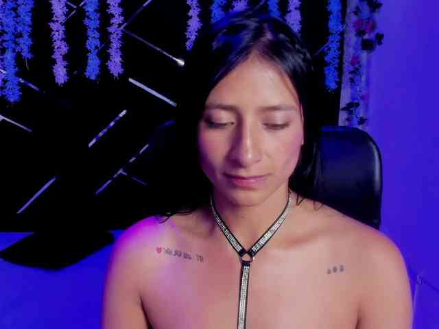 SharlotRodriguez webcam