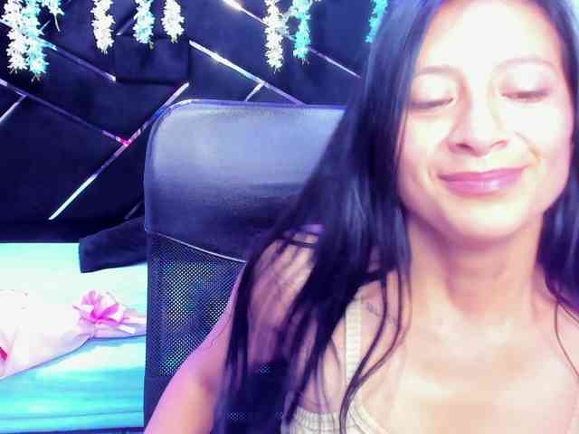 SharlotRodriguez webcam