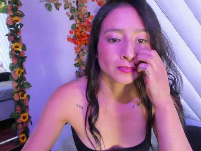 SharlotRodriguez webcam