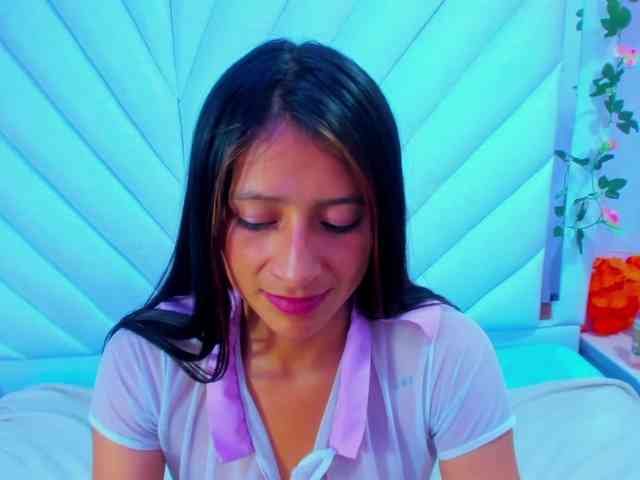 SharlotRodriguez webcam