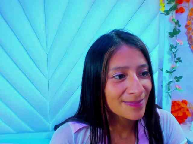 SharlotRodriguez webcam