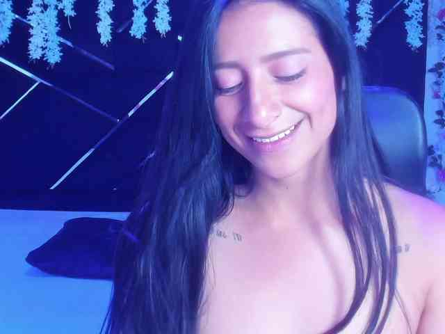 SharlotRodriguez webcam