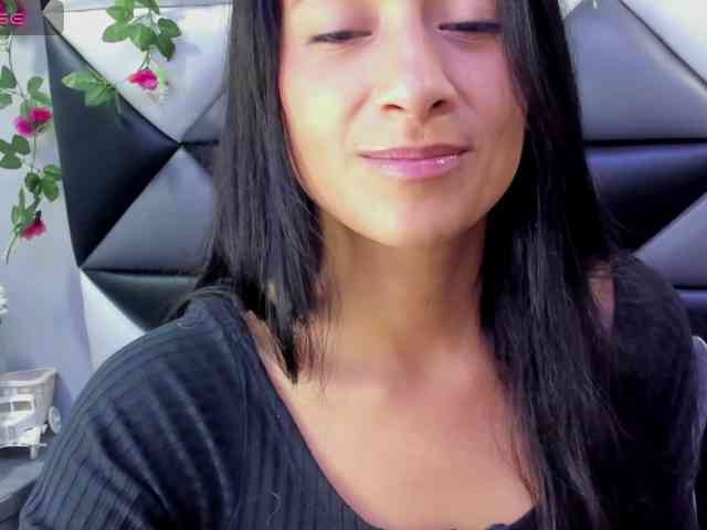 free chat cam SharlotRodriguez