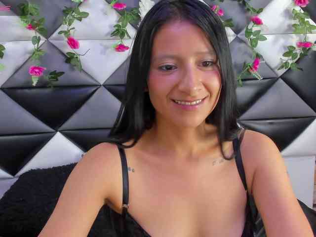 SharlotRodriguez webcam