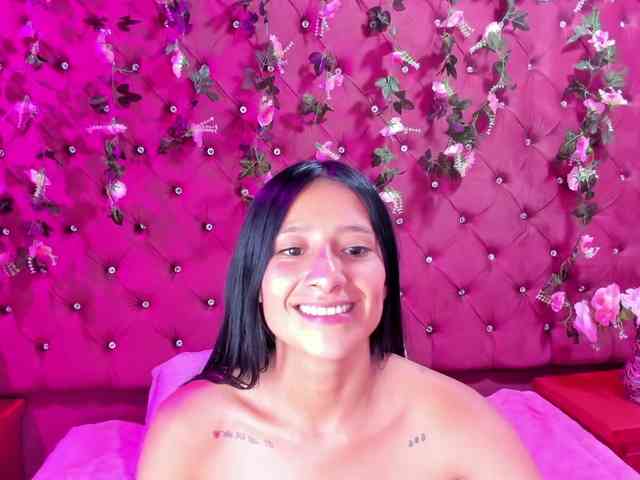 SharlotRodriguez webcam