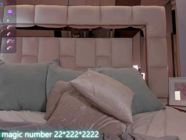 anyi-sweet-tits's BongaCams show and profile