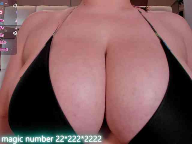 anyi-sweet-tits webcam