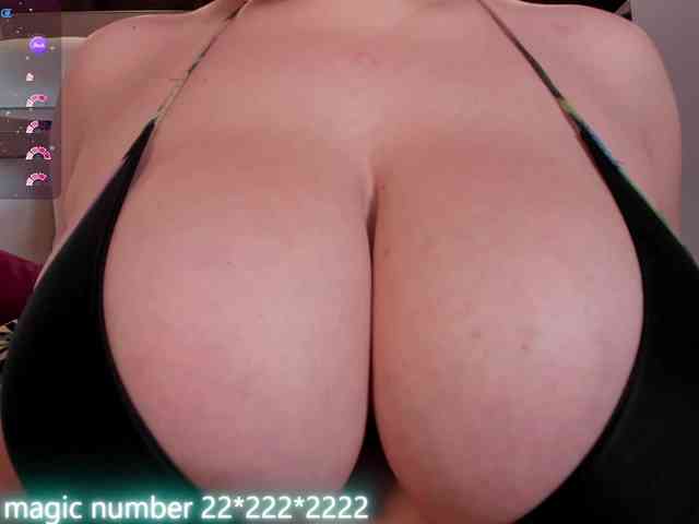 anyi-sweet-tits webcam