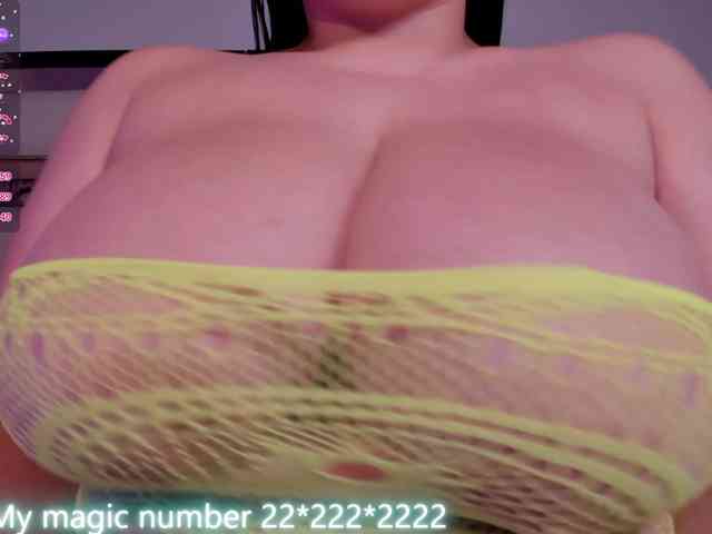 anyi-sweet-tits webcam