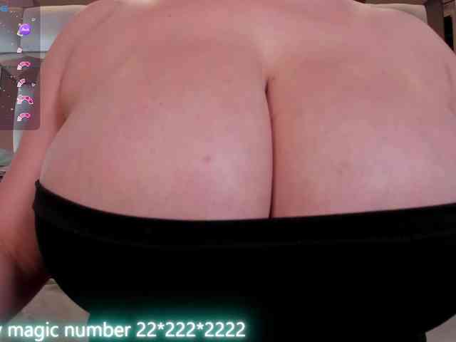 anyi-sweet-tits webcam