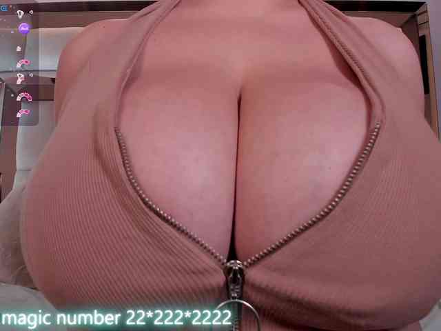 anyi-sweet-tits webcam