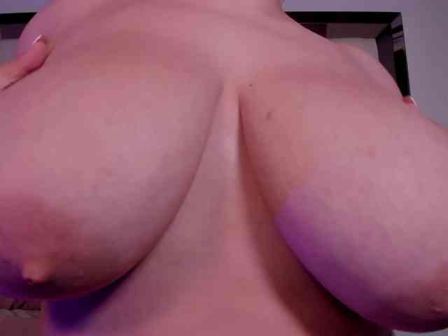 anyi-sweet-tits webcam
