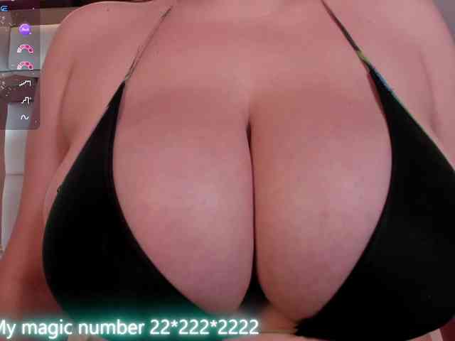 anyi-sweet-tits webcam