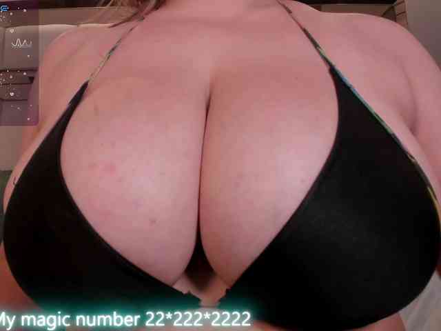 anyi-sweet-tits webcam