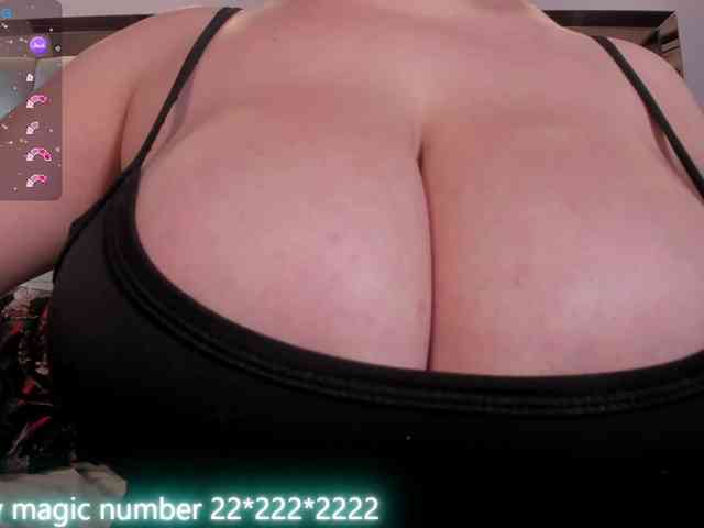 anyi-sweet-tits webcam