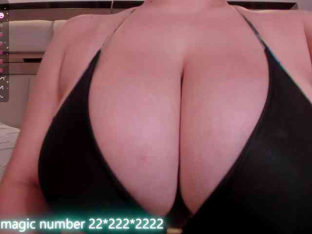 anyi-sweet-tits webcam