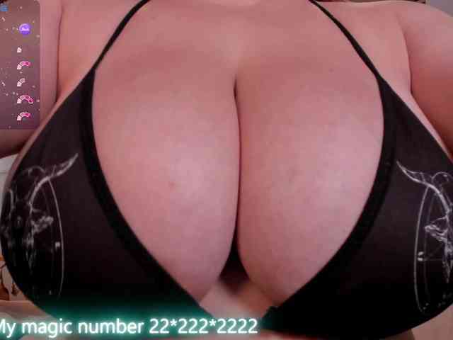 anyi-sweet-tits webcam