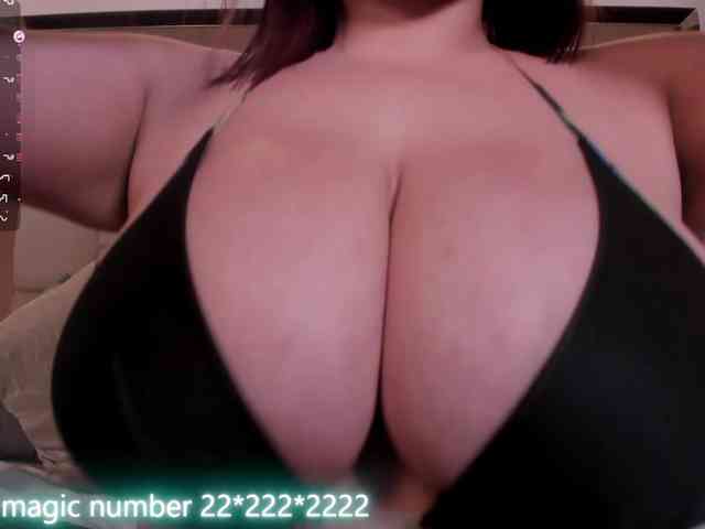 anyi-sweet-tits webcam