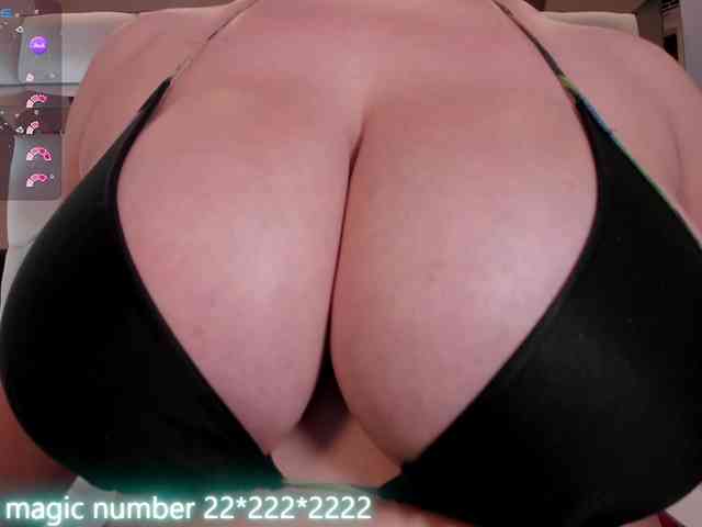 anyi-sweet-tits webcam