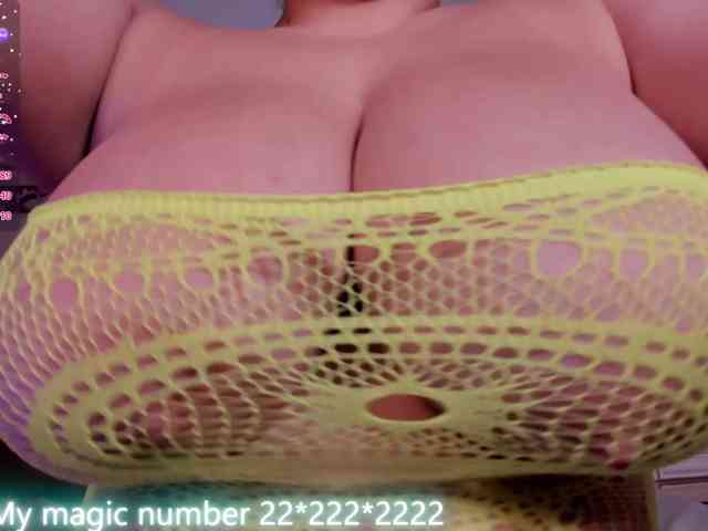 anyi-sweet-tits webcam