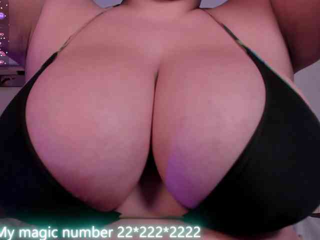anyi-sweet-tits webcam