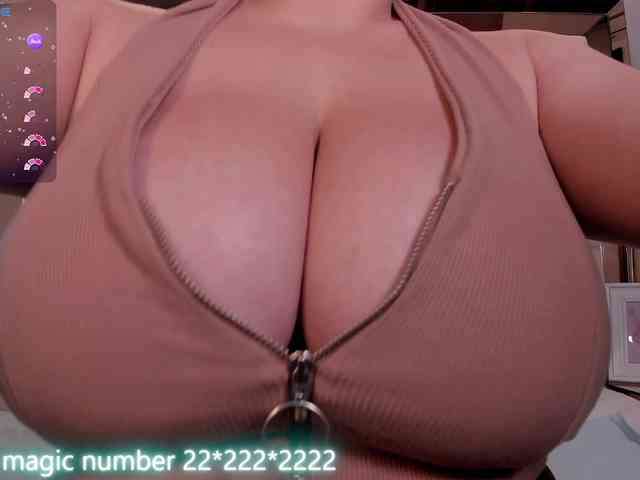 anyi-sweet-tits webcam