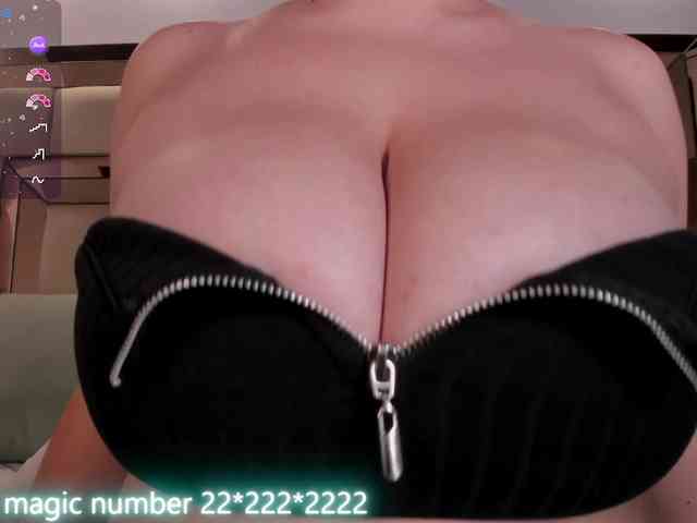 anyi-sweet-tits webcam