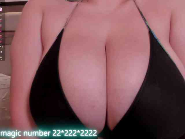 anyi-sweet-tits webcam