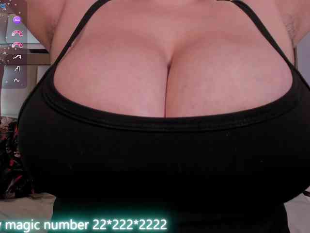 anyi-sweet-tits webcam