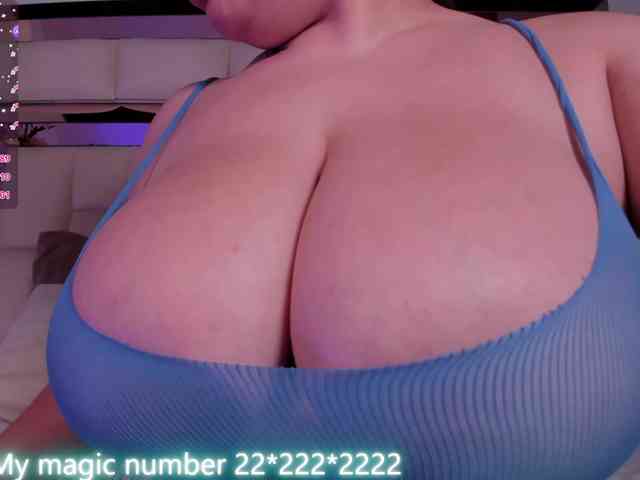 anyi-sweet-tits webcam