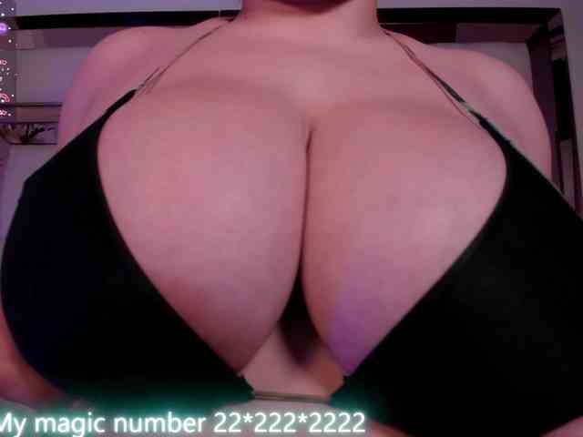 anyi-sweet-tits webcam