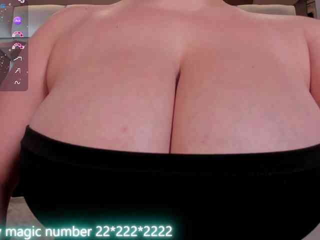 anyi-sweet-tits webcam