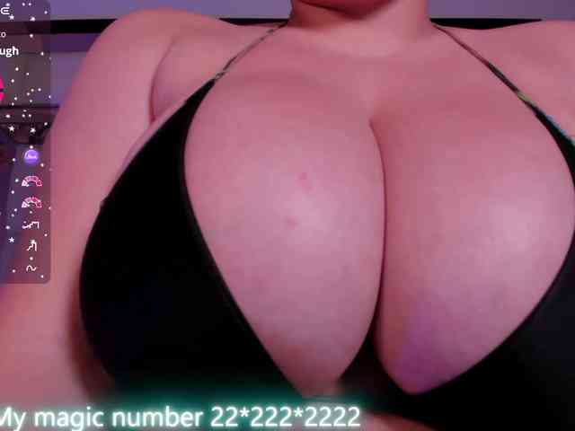 anyi-sweet-tits webcam