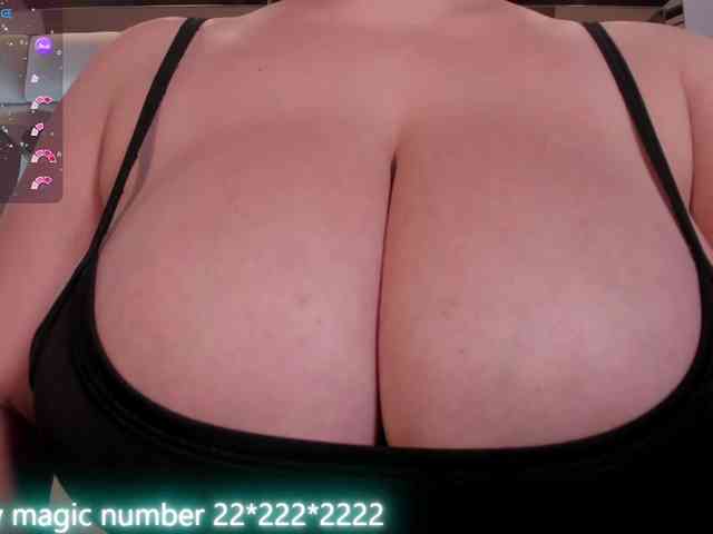 anyi-sweet-tits webcam