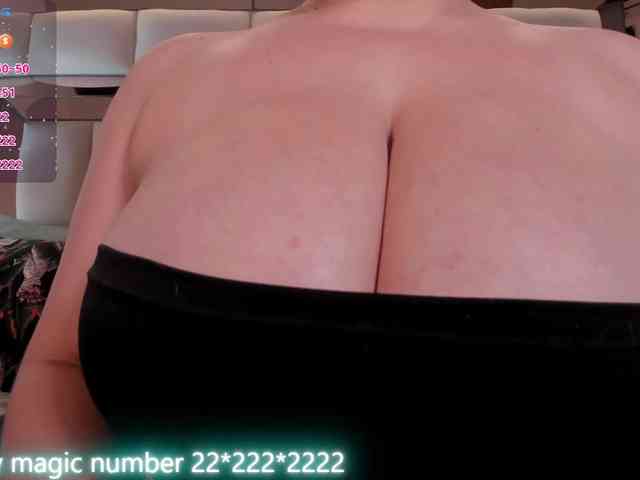 anyi-sweet-tits webcam