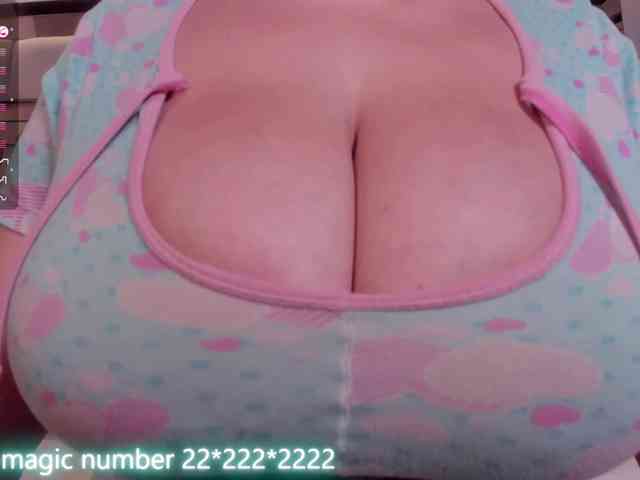 anyi-sweet-tits webcam