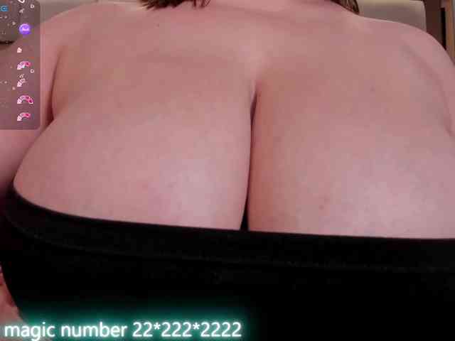 anyi-sweet-tits webcam