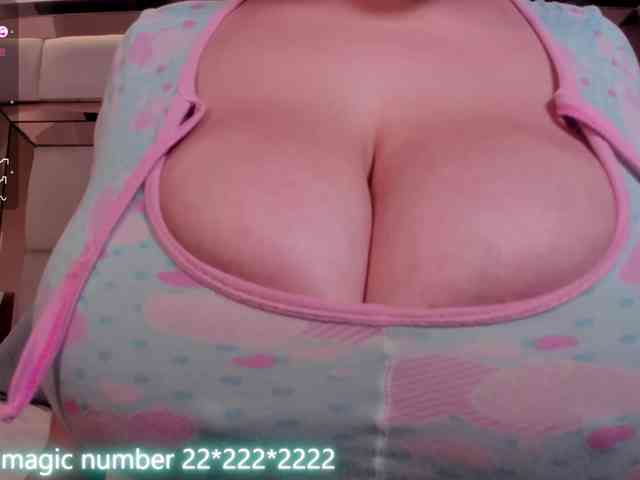 anyi-sweet-tits webcam