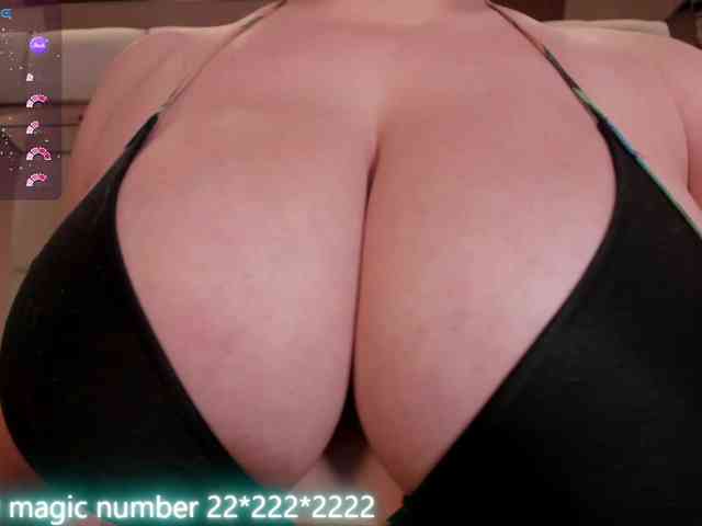 anyi-sweet-tits webcam