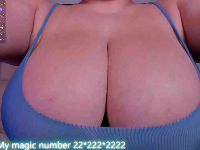 anyi-sweet-tits webcam