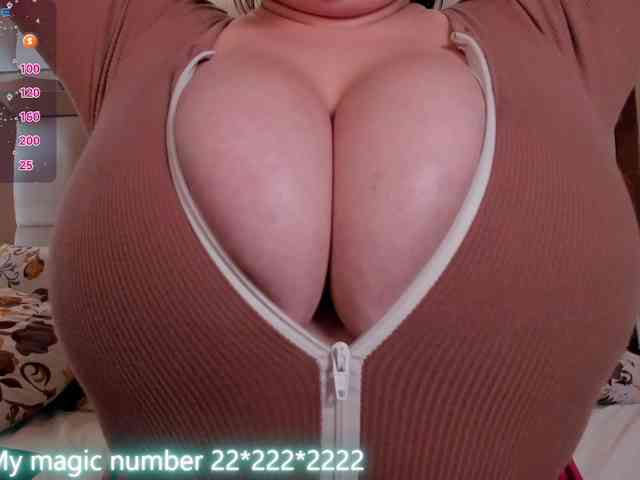 anyi-sweet-tits webcam