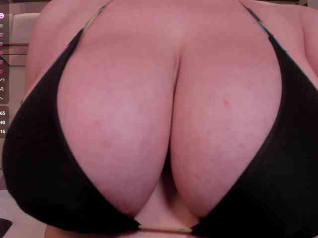 anyi-sweet-tits webcam